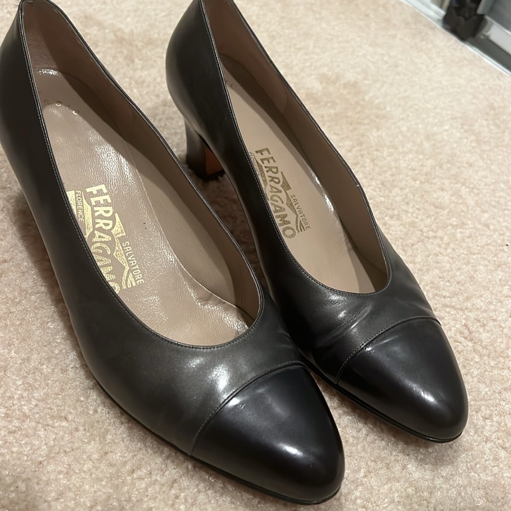 Salvatore Ferragamo Classic 9.5 Made in Italy - Picture 10 of 17